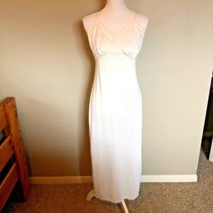 Vintage MG Full Slip Womens 34 Used Cream Midi